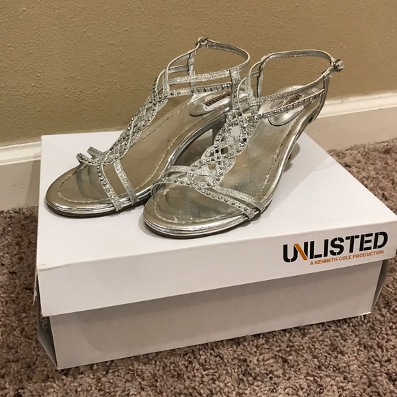 Heels - Picture 2 of 4